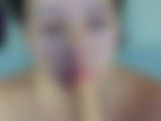 KitnissKiss's Live Sex Cam Show