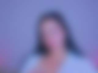 Live cam show with KitnissKiss - Smoke on Dolls Live