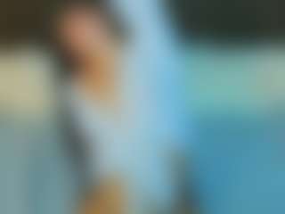 Live cam show with KitnissKiss - Moaning on sexylivex.com