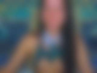 Live cam show with KitnissKiss - Blue Eyes on Fit Hotties