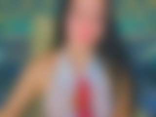 Live cam show with KitnissKiss - Strapon on Camsoda
