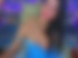 Live cam show with KitnissKiss - Smoke on Mixed Magazine Live