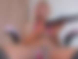 Live cam show with Mara_royal - White on Camsoda | colombia