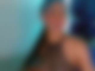 Live cam show with Tiifany-Hot01 - Drinking on live18s.com