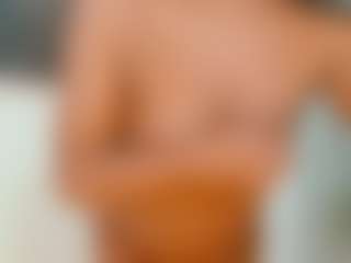 Live cam show with Tiifany-Hot01 - Drinking on SquirtSoMuch