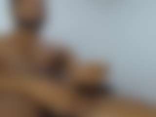 Live cam show with break9inch - Brown Eyes on livesuperchat.net