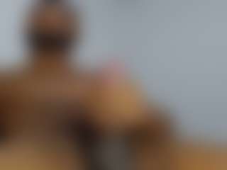 Live cam show with break9inch - Muscular on xplaylive.com
