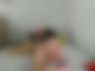 Live cam show with ChristyHearth - Brown Hair on Cam Slut