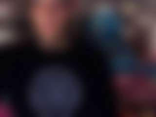 Live cam show with Diiosa_VX - Smoking on thefappeningchat.com