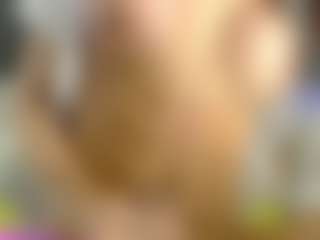 Live cam show with Emma-Rosee - HD on SinfulBabes