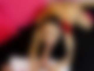 Live cam show with LaChula - Squirt on friskycurves.com
