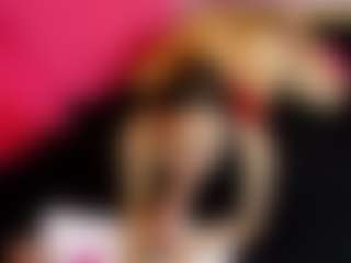 Live cam show with LaChula - HD on friskycurves.com
