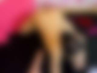 Live cam show with LaChula - Fingering on pussylord.com