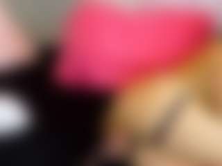 Live cam show with LaChula - Dirty on Camsoda