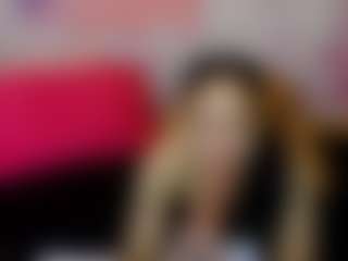 Live cam show with LaChula - Fucking on Mixed Magazine Live
