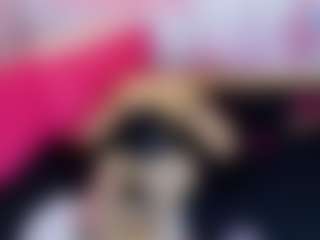 Live cam show with LaChula - Cum on CamwithHer