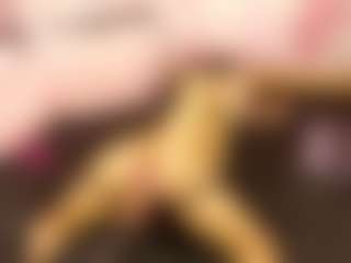 Live cam show with LaChula - Blowjob on Camsoda