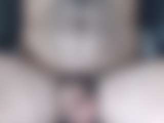 Live cam show with LapijARG - Green Eyes on friskycurves.com