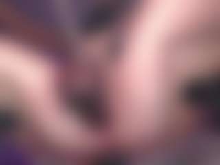 Live cam show with KateMoss1 - MILF on AdultVida.com