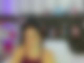 Live cam show with KateMoss1 - Middle Aged on Livezox