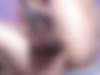 Live cam show with KateMoss1 - Ass Bouncing on livesuperchat.net