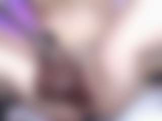 Live cam show with KateMoss1 - Ass Bouncing on friskycurves.com