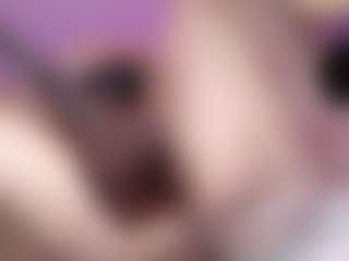 Live cam show with KateMoss1 - Fingers on Stripli.com