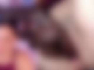 Live cam show with KateMoss1 - Skinny on sexylive.show