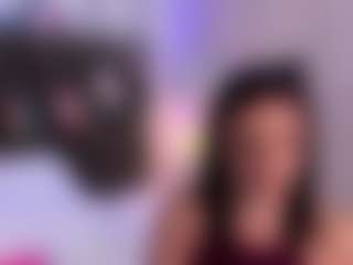 KateMoss1 MILF webcam performer live streaming