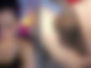 KateMoss1 MILF webcam performer live streaming