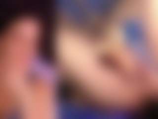 Live cam show with KateMoss1 - Brown Eyes Red Hair on Strip Flash - Live Sex Shows