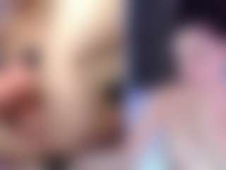 Live cam show with KateMoss1 - Tease on wildcum.com