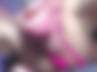 KateMoss1 MILF webcam performer live streaming