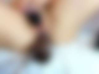 Live cam show with KateMoss1 - Deepthroat on Camsoda