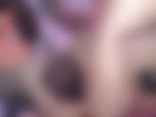 Live cam show with KateMoss1 - Skinny on Adult Interactions