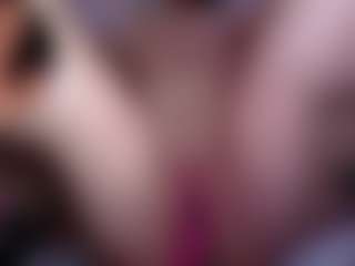 Live cam show with KateMoss1 - Striptease on pussylord.com