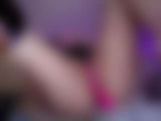Live cam show with KateMoss1 - Pornstar Public on milfzrlive.com