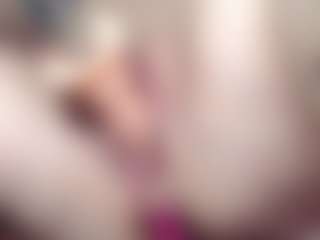 Live cam show with KateMoss1 - Brown Eyes Red Hair on Camsoda