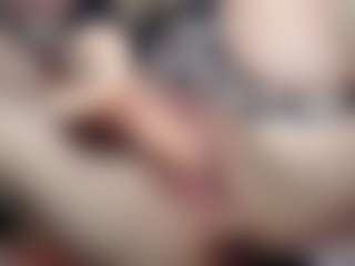 Live cam show with KateMoss1 - Public MILF on pussylord.com