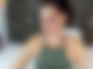 Live cam show with KateMoss1 - Small Tits Mature on Camiplay Live