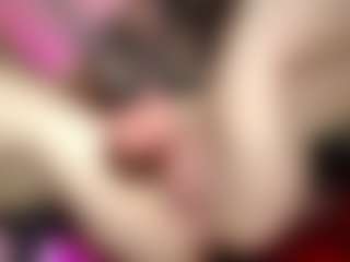 Live cam show with KateMoss1 - Ass Bouncing on TottyGirls