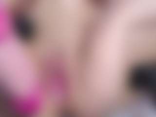 Live cam show with KateMoss1 - Small Tits on Instabang