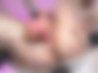 Live cam show with KateMoss1 - Hairy Pussy Toys on Stripli.com