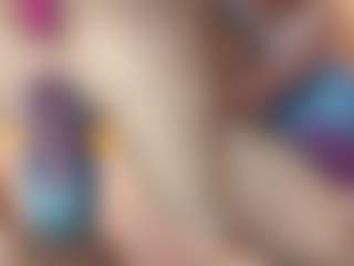 Live cam show with KateMoss1 - Flirt MILF on https://playwithruby.com