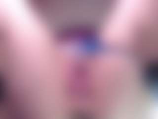 Live cam show with KateMoss1 - Middle Aged on Camsoda