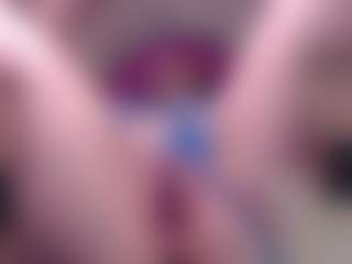 Live cam show with KateMoss1 - Middle Aged on Camsoda