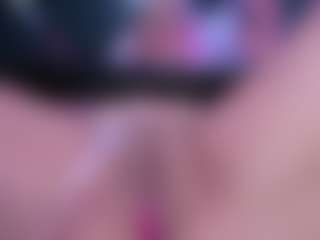 Live cam show with Nahid-Jaziri - Big Tits Dildo on Camming Site