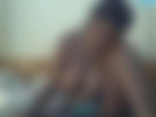 Linah Vee's Live Sex Cam Show