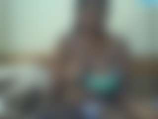 Linah Vee's Live Sex Cam Show
