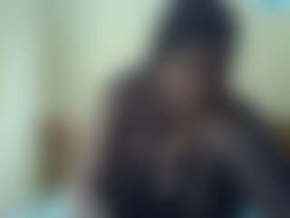Live cam show with Linah Vee - Strip Black on Free Soda